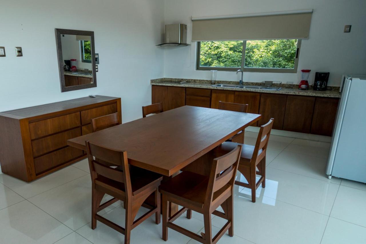 La Loma Suites Ixtapa  Buitenkant foto