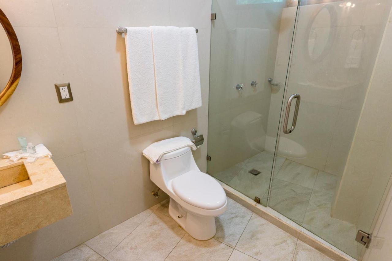 La Loma Suites Ixtapa  Buitenkant foto