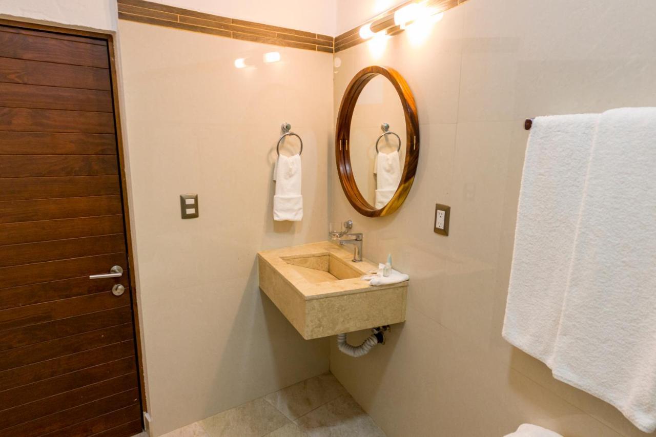 La Loma Suites Ixtapa  Buitenkant foto